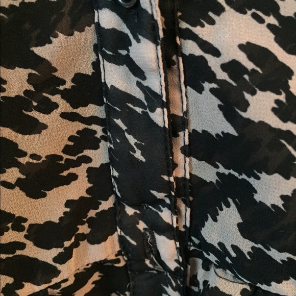 Button up maternity tunic - Picture 4 of 5